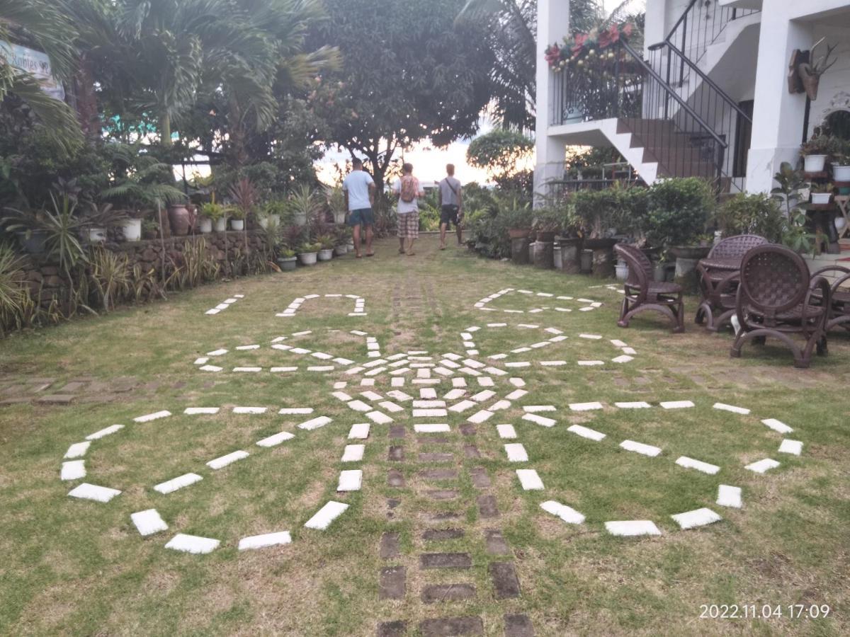 Casa De Robles Tanay Rizal Hotell Exteriör bild