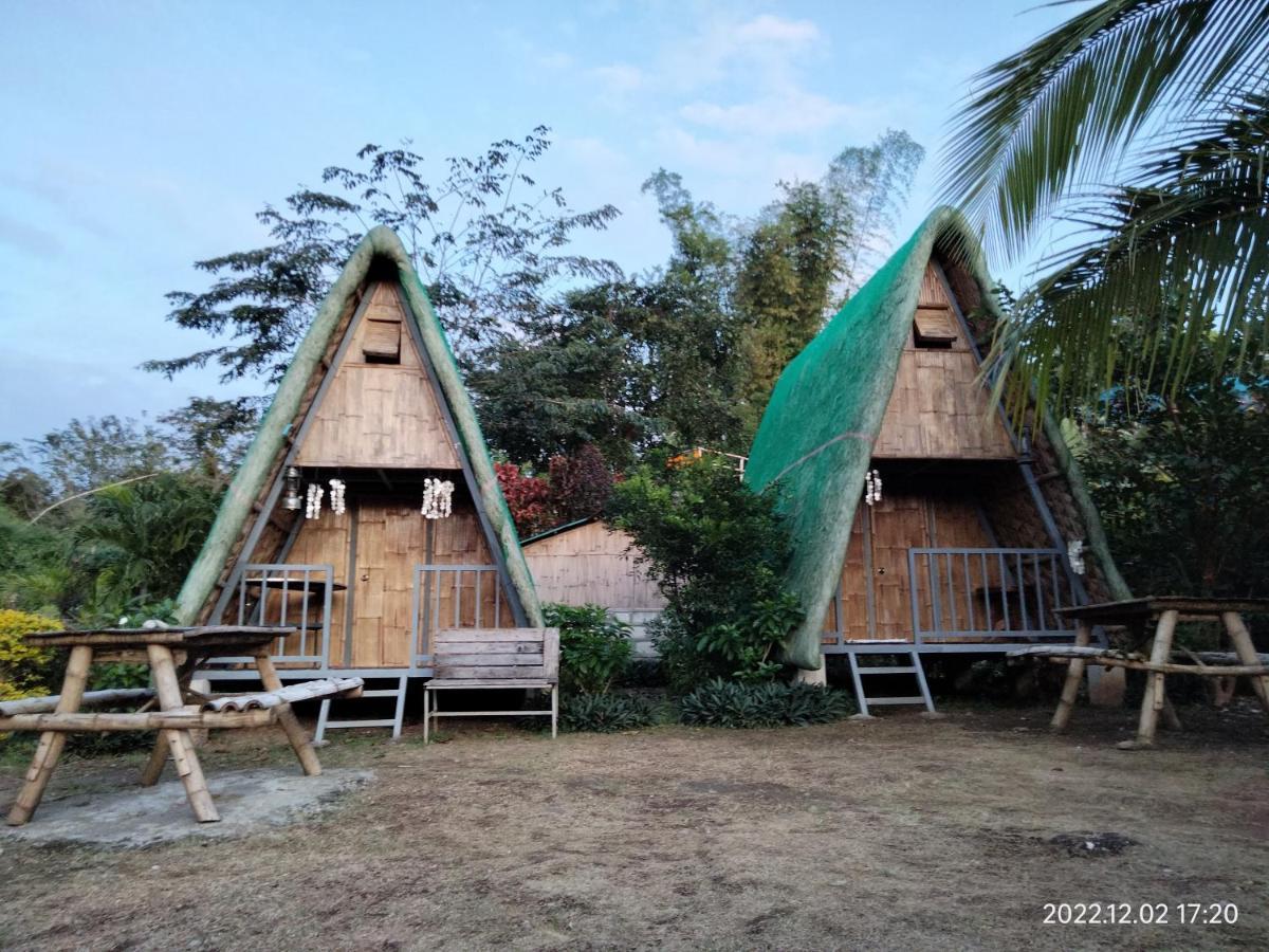 Casa De Robles Tanay Rizal Hotell Exteriör bild