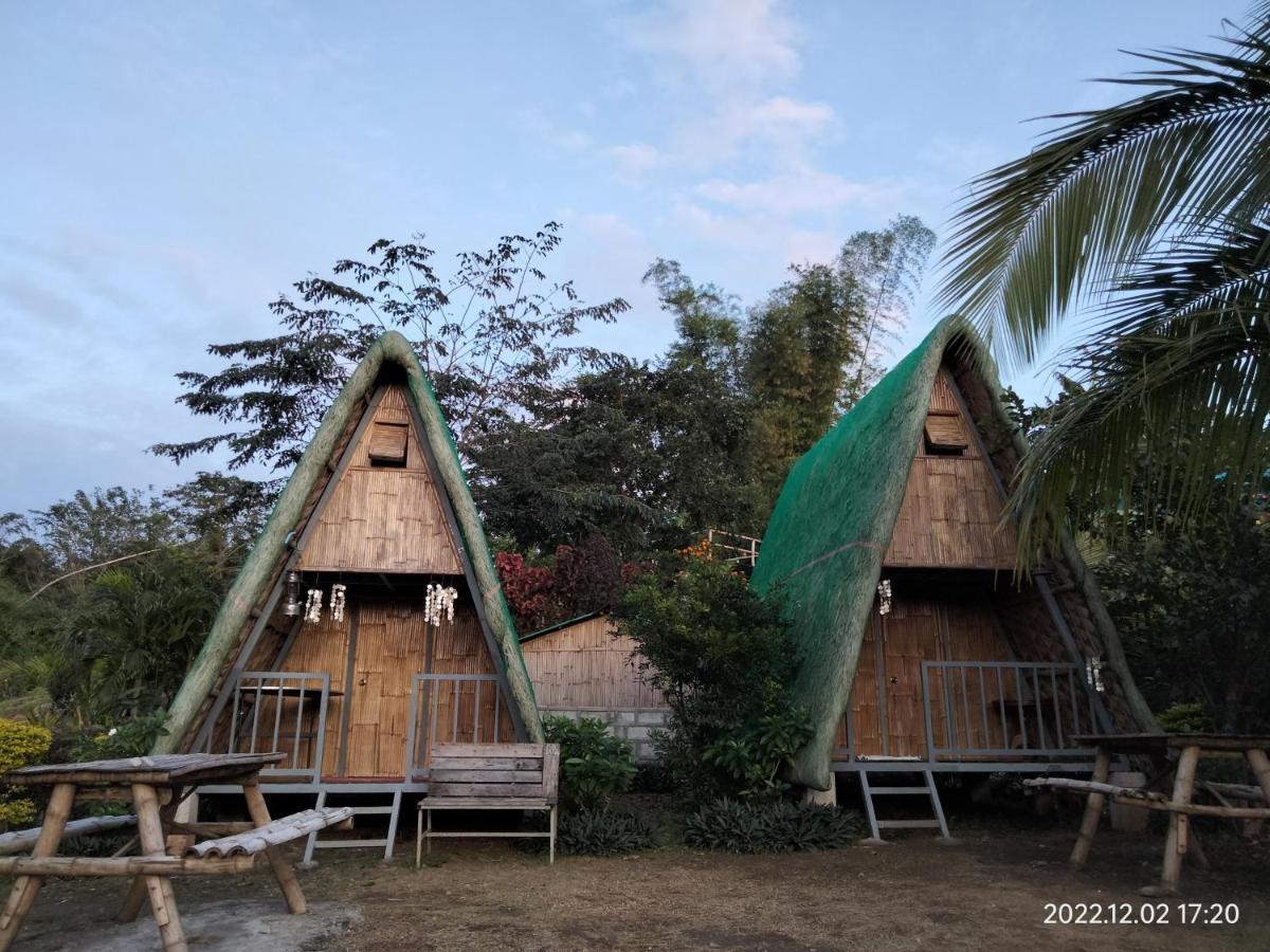 Casa De Robles Tanay Rizal Hotell Exteriör bild