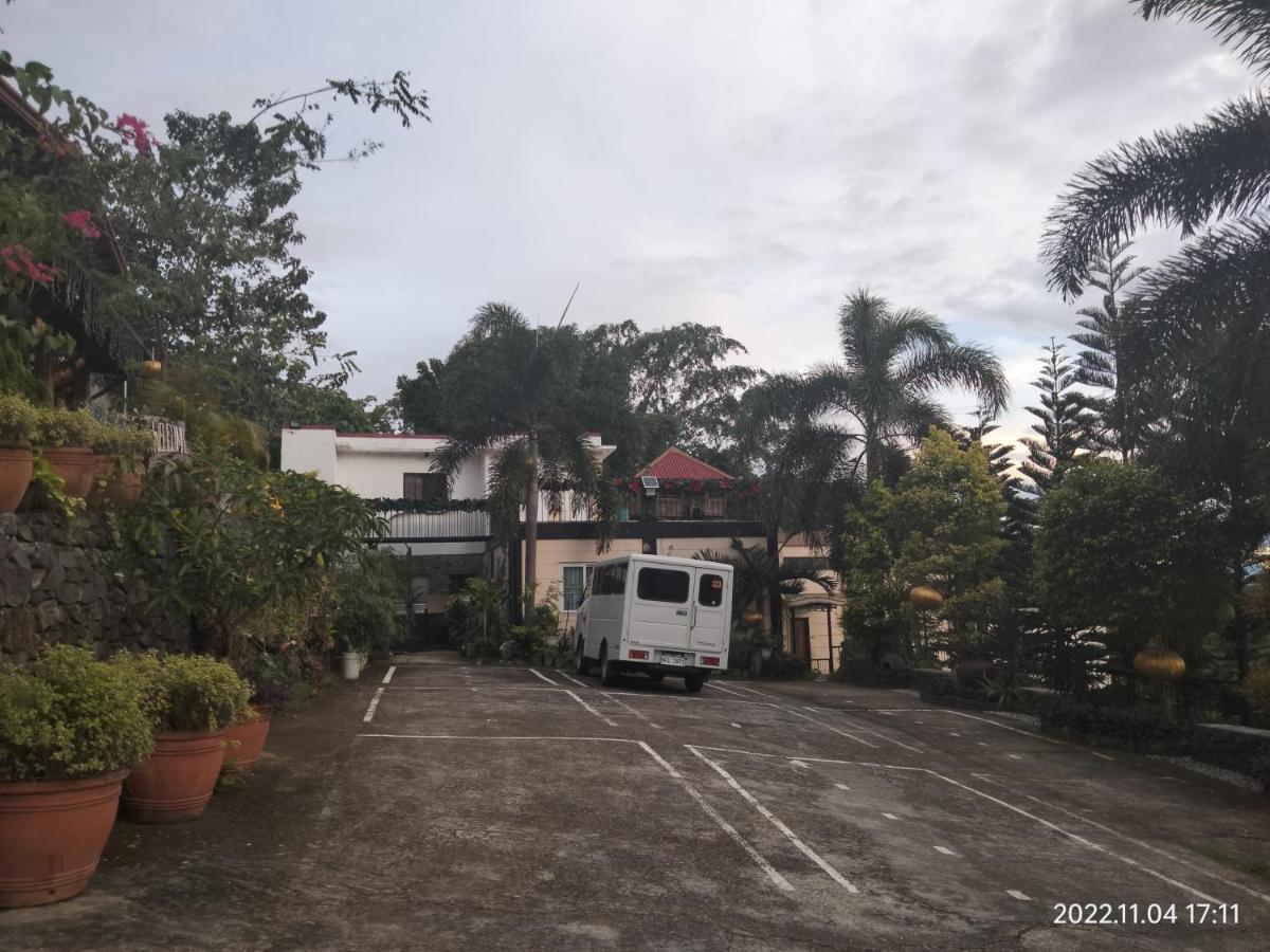 Casa De Robles Tanay Rizal Hotell Exteriör bild