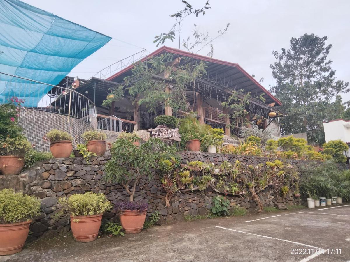 Casa De Robles Tanay Rizal Hotell Exteriör bild