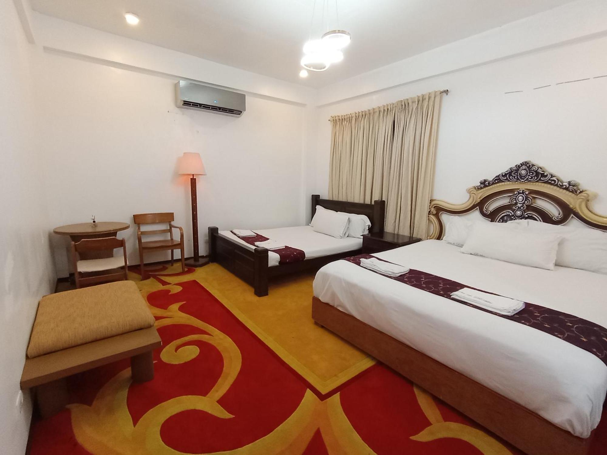 Casa De Robles Tanay Rizal Hotell Exteriör bild
