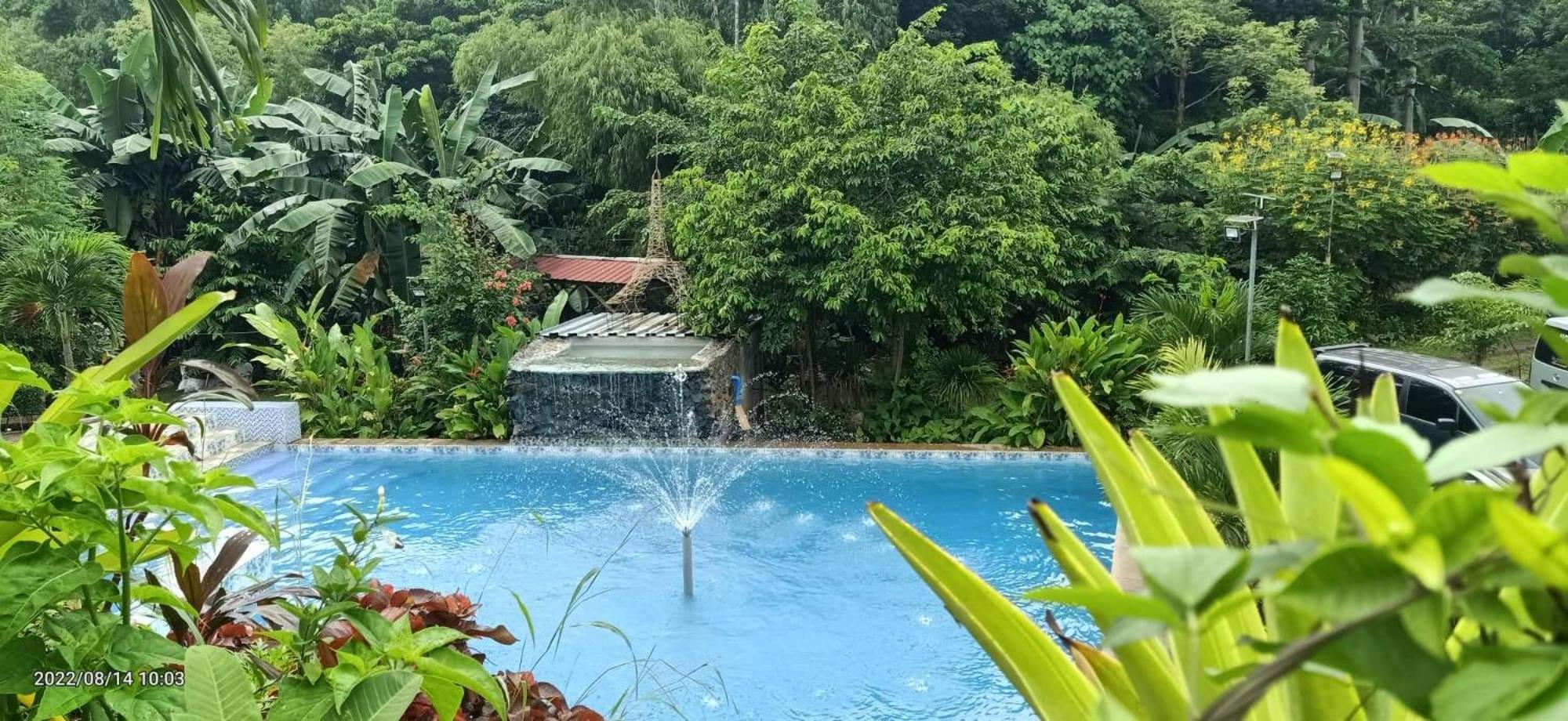 Casa De Robles Tanay Rizal Hotell Exteriör bild