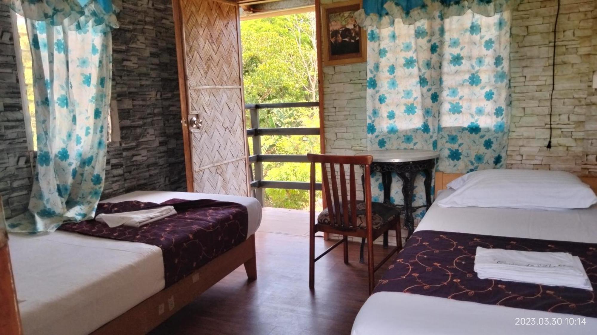Casa De Robles Tanay Rizal Hotell Exteriör bild